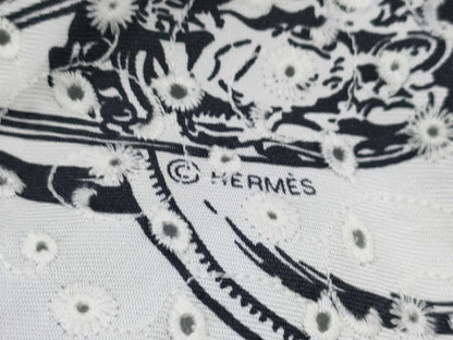 HERMES Carré 70 English Embroidery Brides de Gala en Desordre Scarf