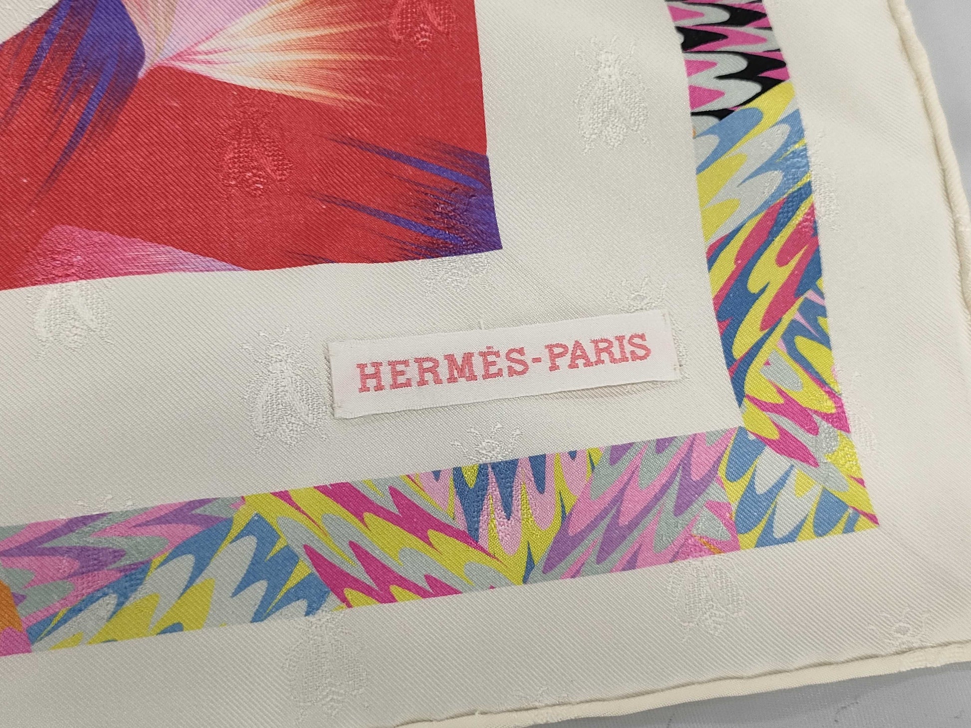 HERMES Carré 90 Bride de Gala Ceremonial Bridle Marble Silk Scarf