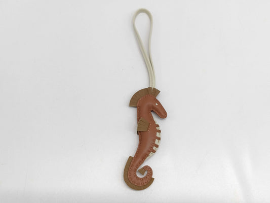 HERMES Ipoh Gold/Clay/Craft Seahorse Charm, B Stamped Charm