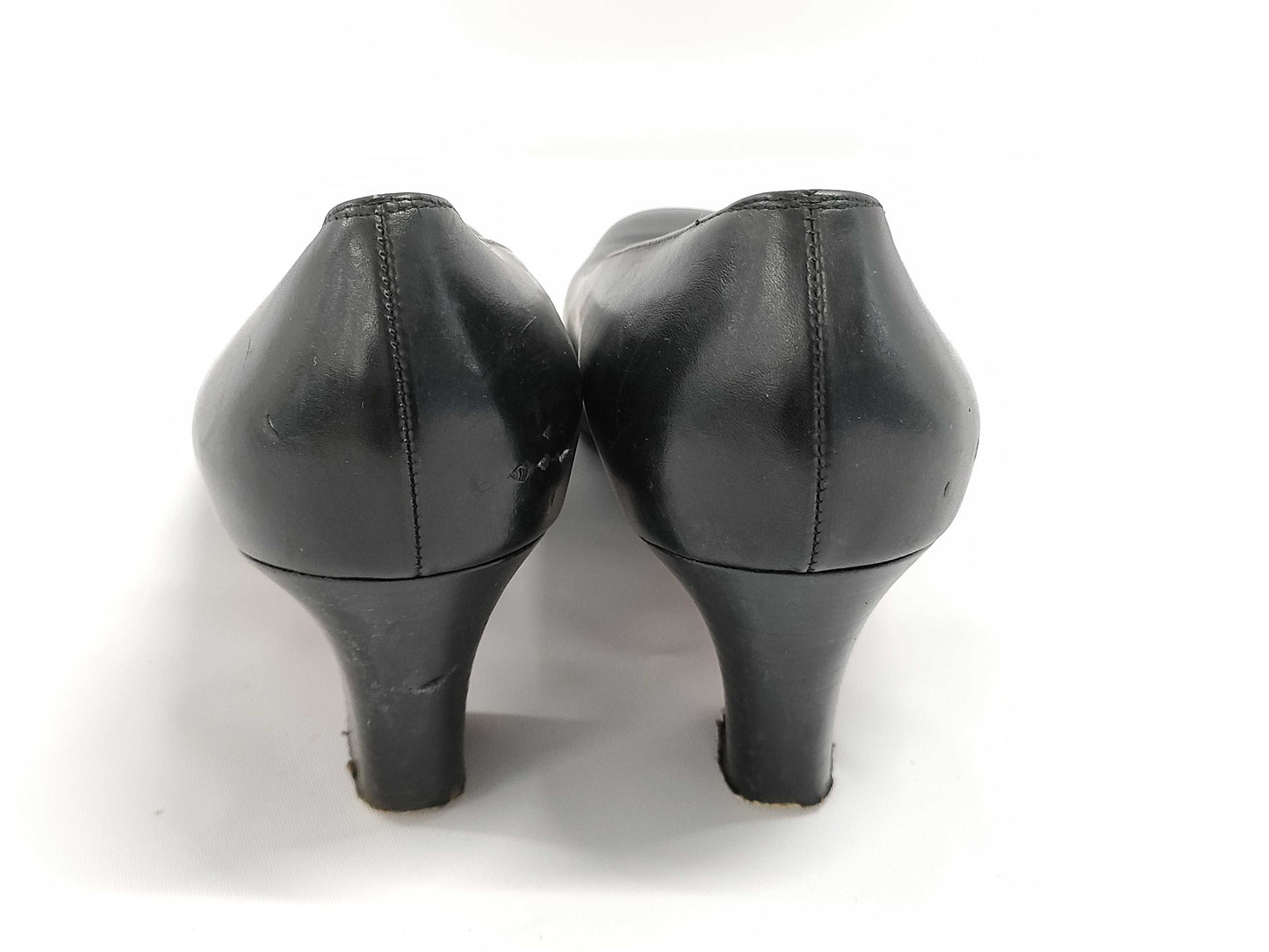 Salvatore Ferragamo pumps size 6.5