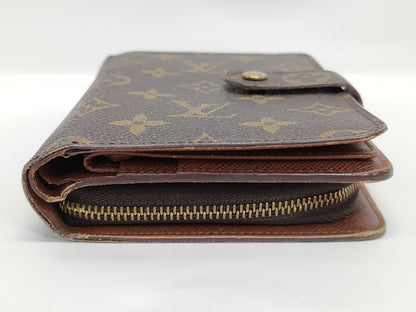 LOUIS VUITTON LV Monogram Wallet
