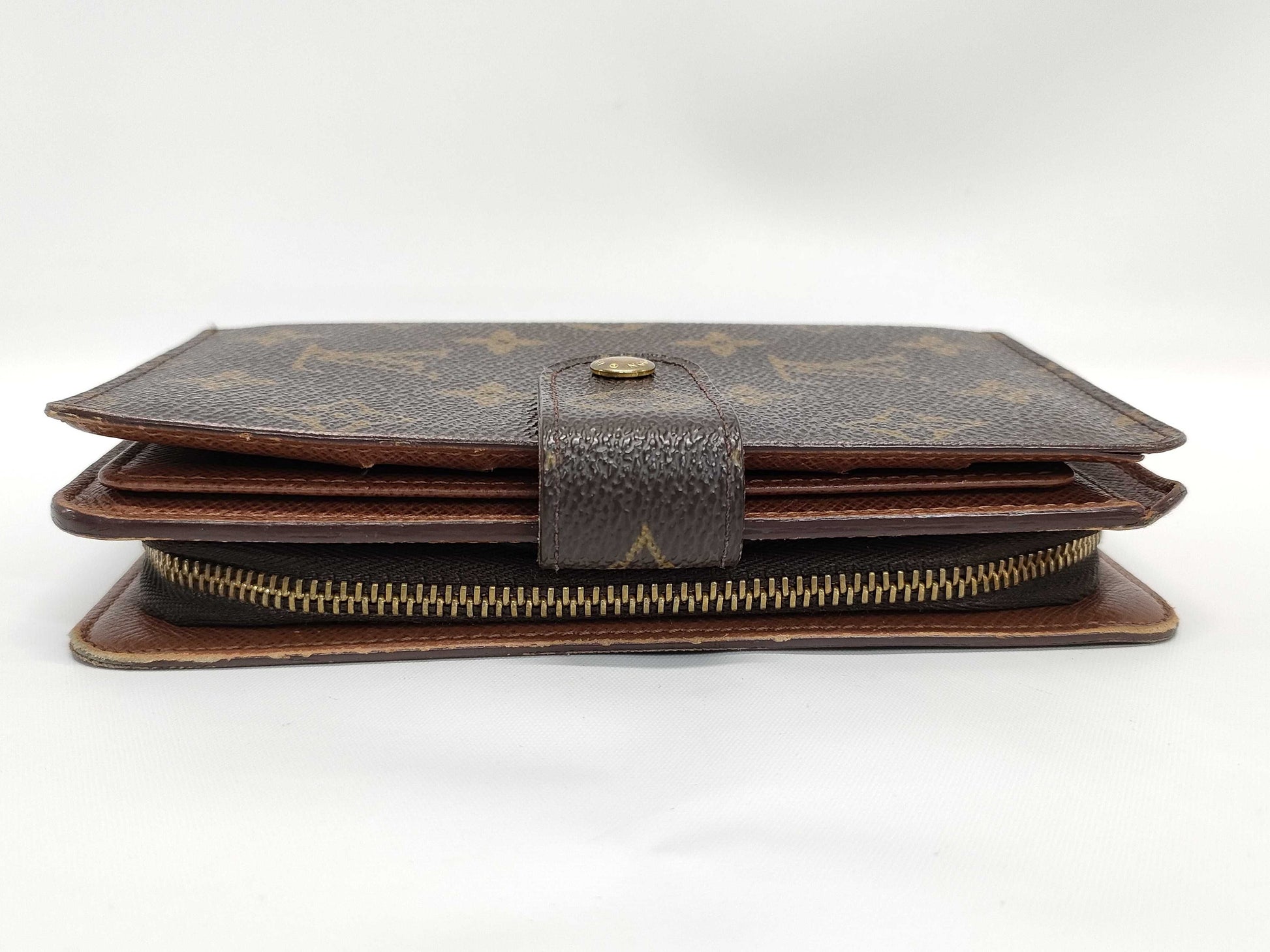 LOUIS VUITTON LV Monogram Wallet