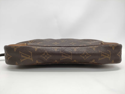 LOUIS VUITTON LV Hand Second Bag