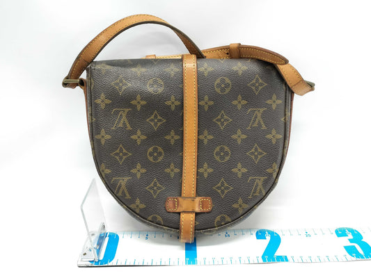 LOUIS VUITTON LV Chantilly Shoulder Bag