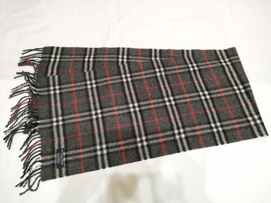 BURBERRY London 100% Cashmere Gray Nova Check Scarf
