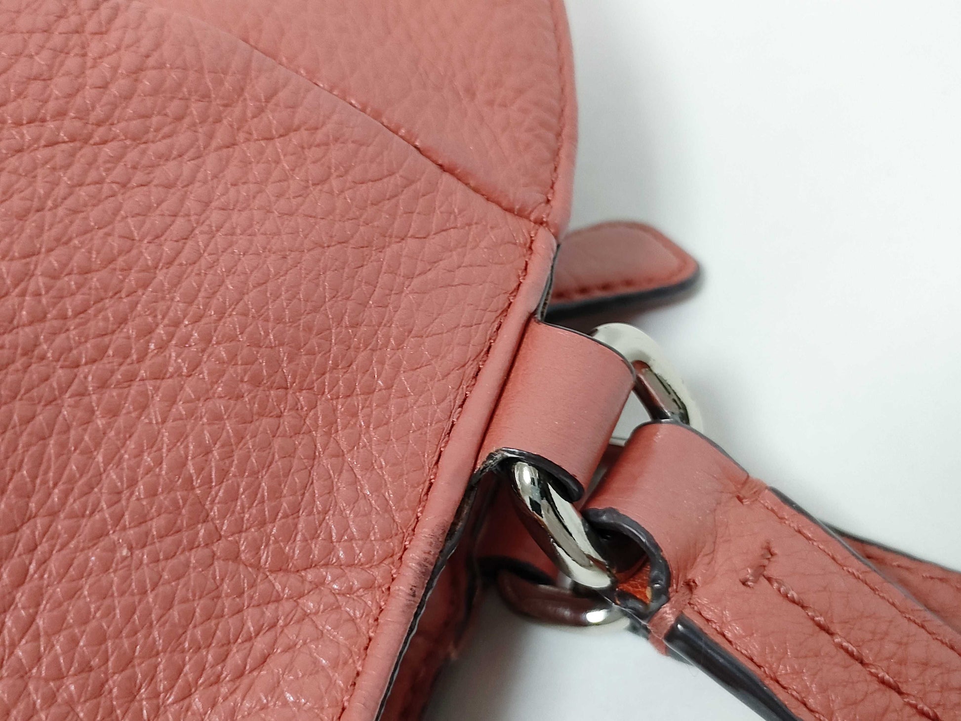 COACH shoulder bag pink shoulder bag