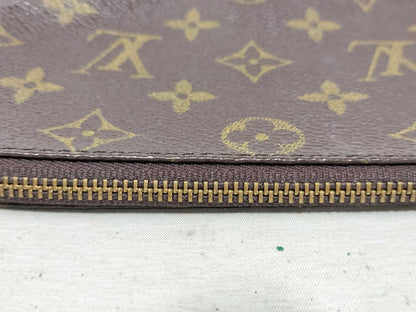 LOUIS VUITTON Monogram Pouch Pouch
