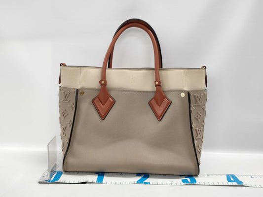 LOUIS VUITTON LOUIS VUITTON Louis Vuitton Tuftage On My Side Tote Bag