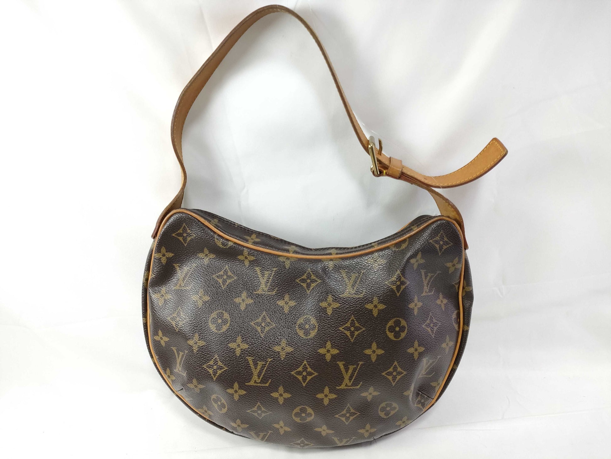 LOUIS VUITTON Monogram Croissant MM Shoulder Bag