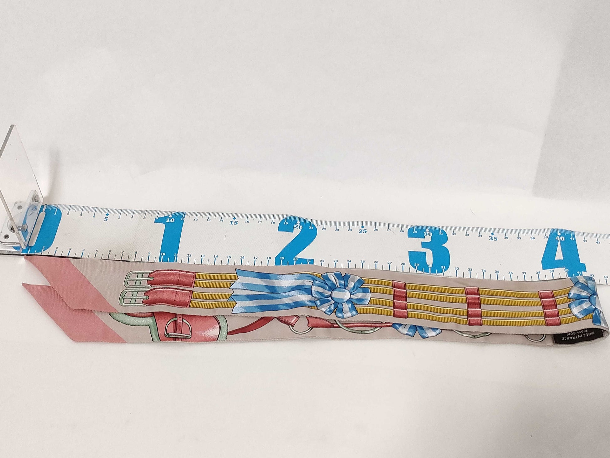 HERMES Twilly "Jumping" 100% Silk Scarf in Gray/Pink/Multicolor