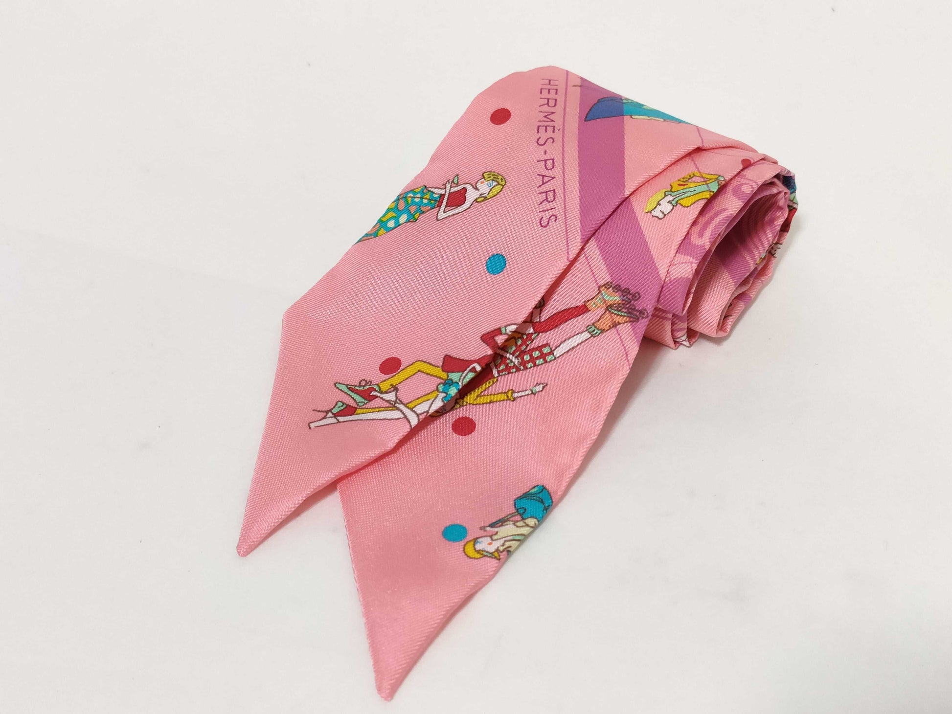 HERMES Twilly Ex-Libris Parisienne 100% Silk Scarf Pink/Multicolor