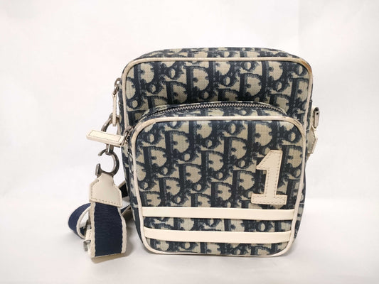 Dior Trotter Christian Dior Shoulder Bag PVC/Enamel Navy/White Shoulder Bag