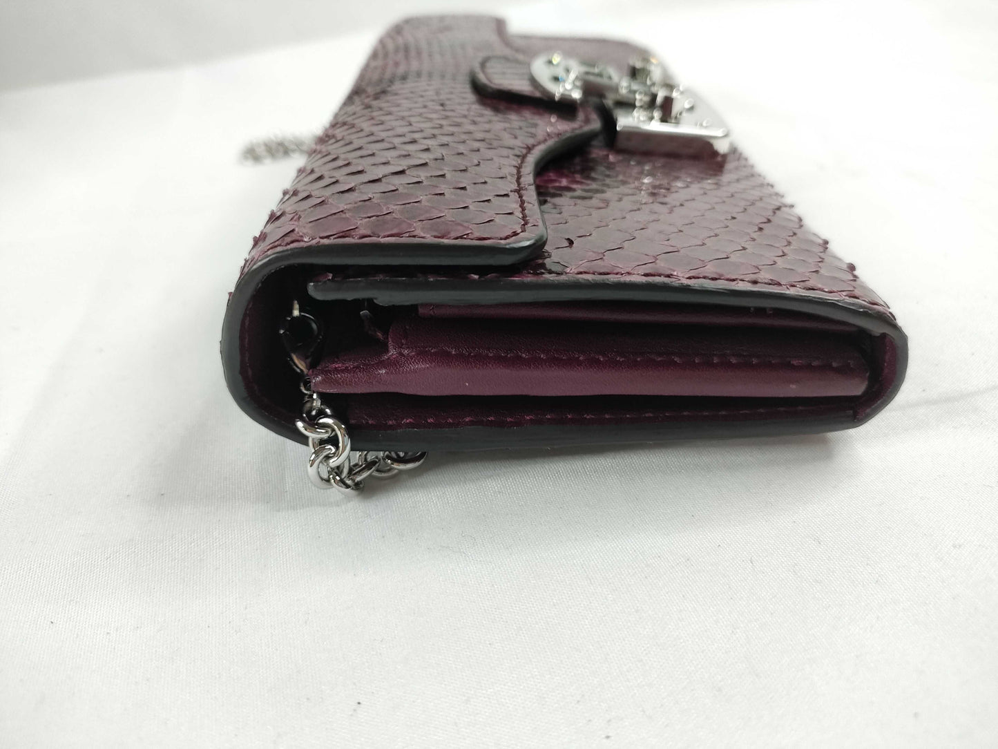 GUCCI Gucci Chain Wallet Python Wallet