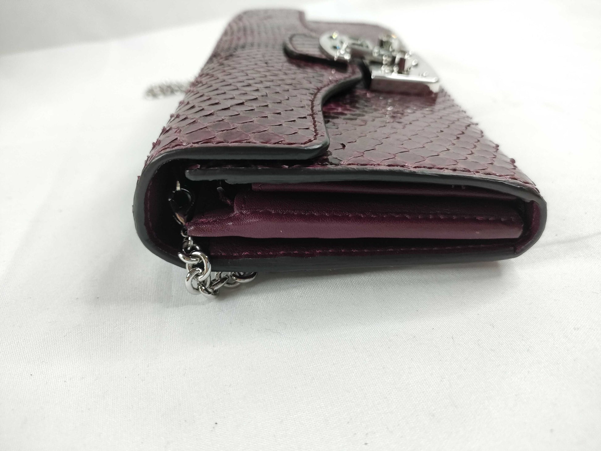 GUCCI Gucci Chain Wallet Python Wallet