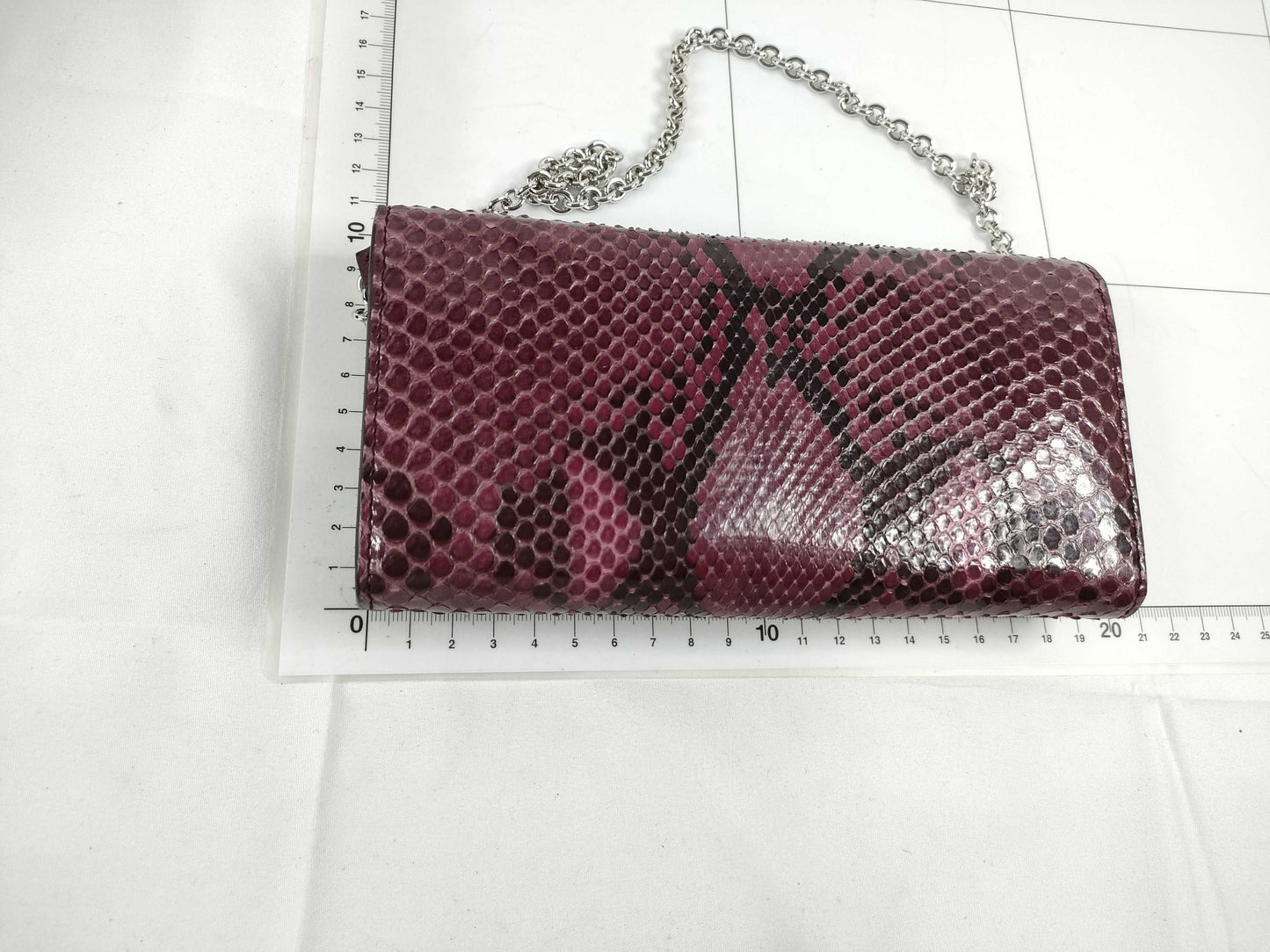 GUCCI Gucci Chain Wallet Python Wallet