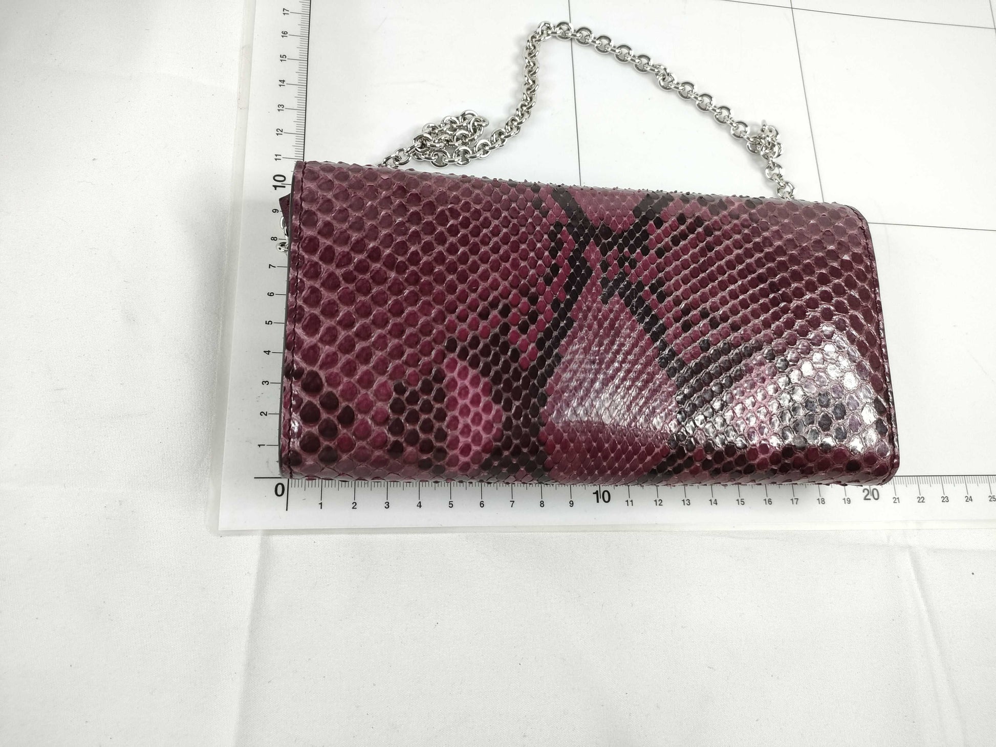 GUCCI Gucci Chain Wallet Python Wallet