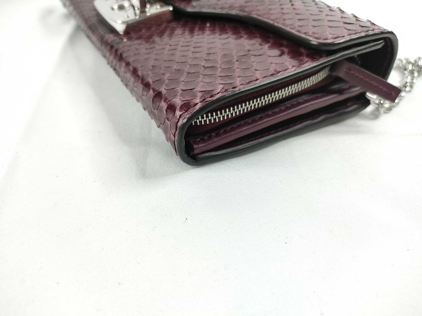 GUCCI Gucci Chain Wallet Python Wallet