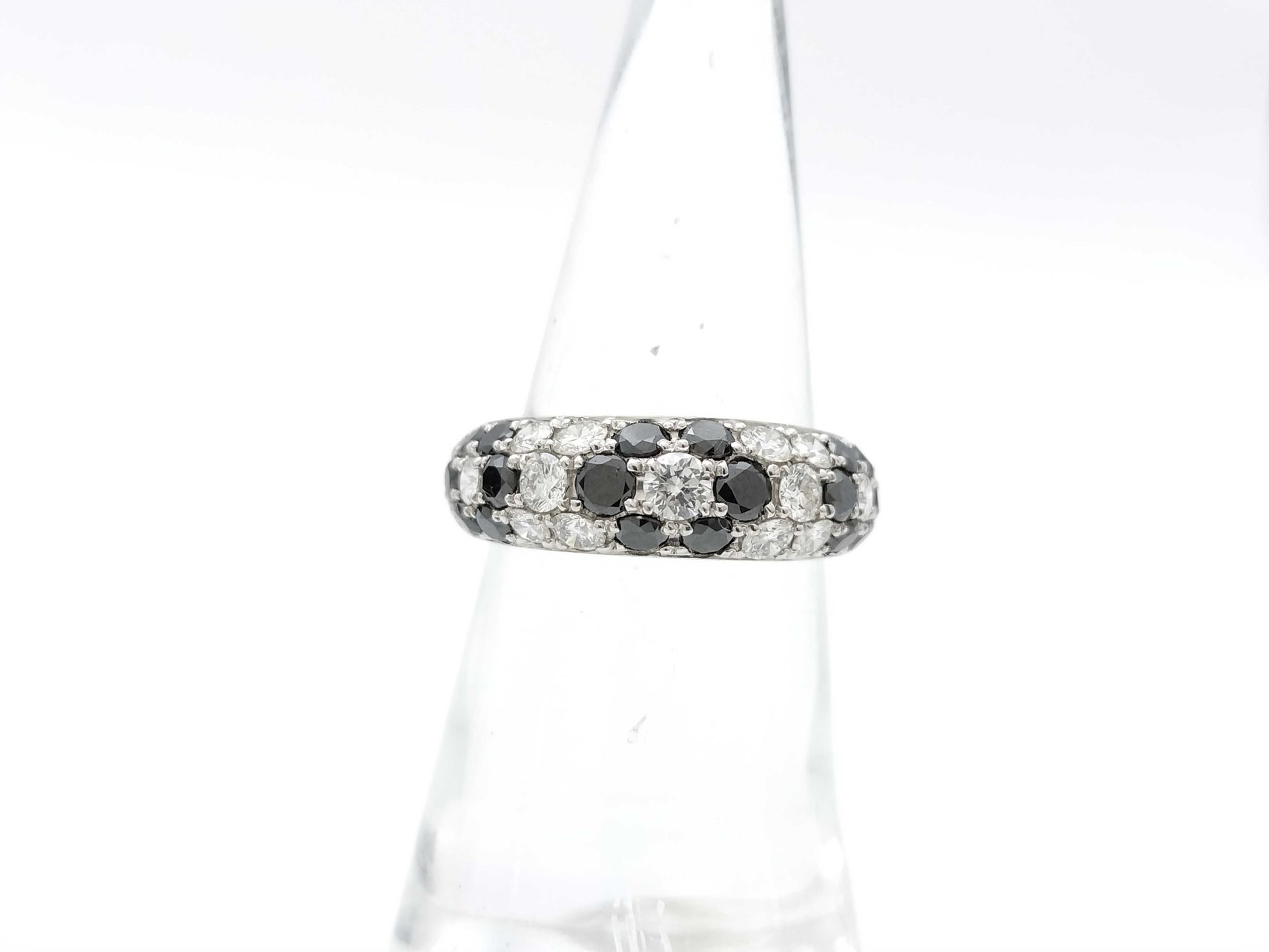 Diamond Black Diamond K18WG 6.0g Ring 