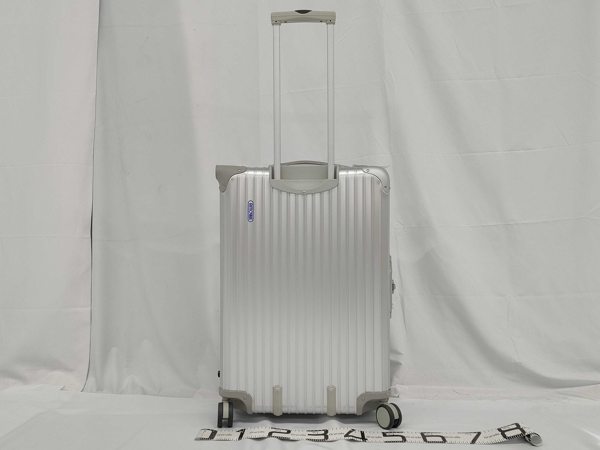 RIMOWA Topaz Aluminum Carry-on Case, Silver, PIN Code 000, Carry-on Bag