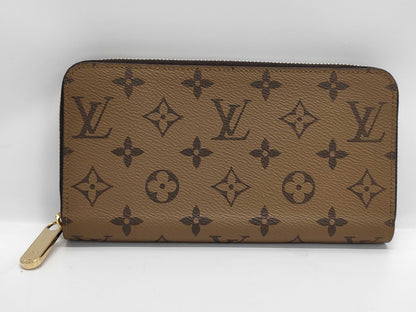 LOUIS VUITTON Monogram Two-Tone Zippy Wallet with IC Chip and Dust Bag, M82444
