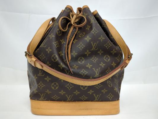 LOUIS VUITTON M42224 Monogram Noe Shoulder Bag