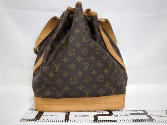LOUIS VUITTON M42224 Monogram Noe Shoulder Bag