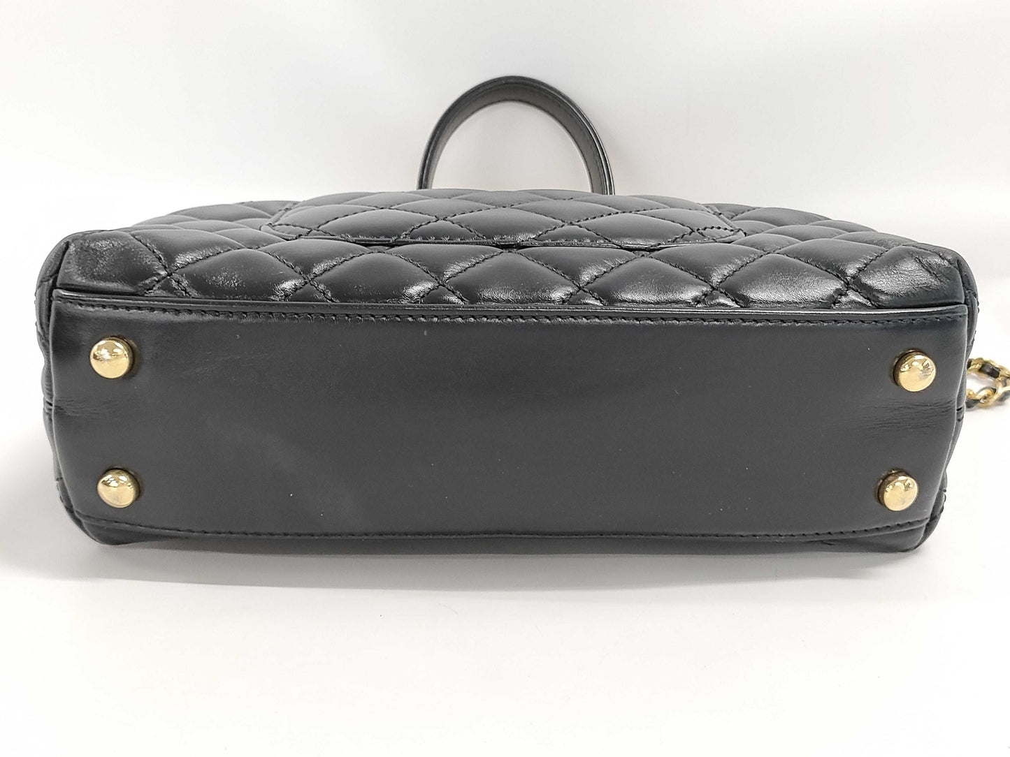 CHANEL Coco Handle 24 Shoulder Bag