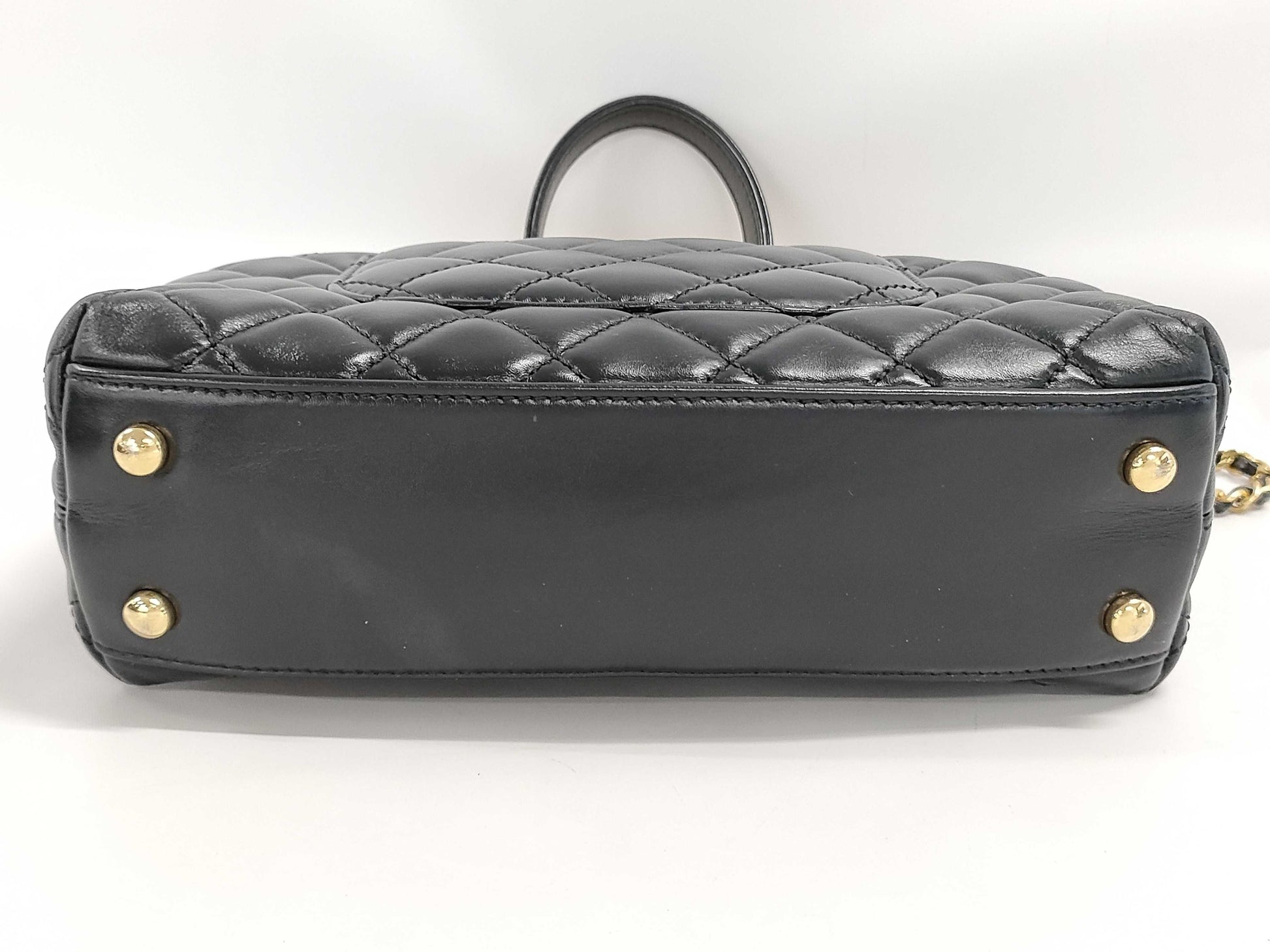CHANEL Coco Handle 24 Shoulder Bag