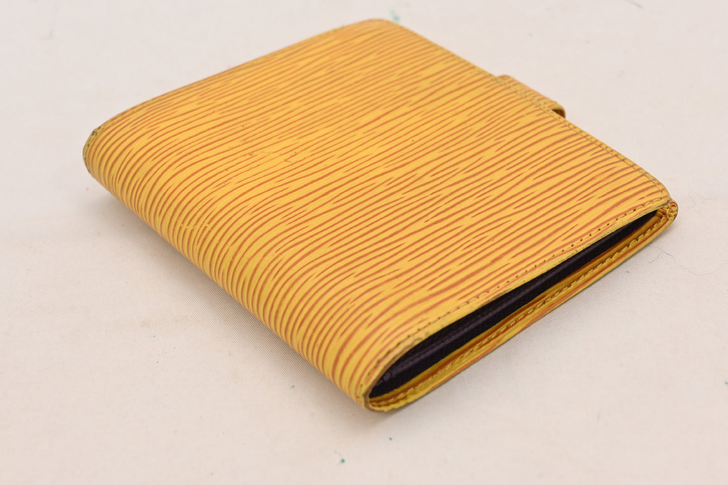 LOUIS VUITTON Epi Porte-Biere Compact Bi-fold Wallet Compact Wallet