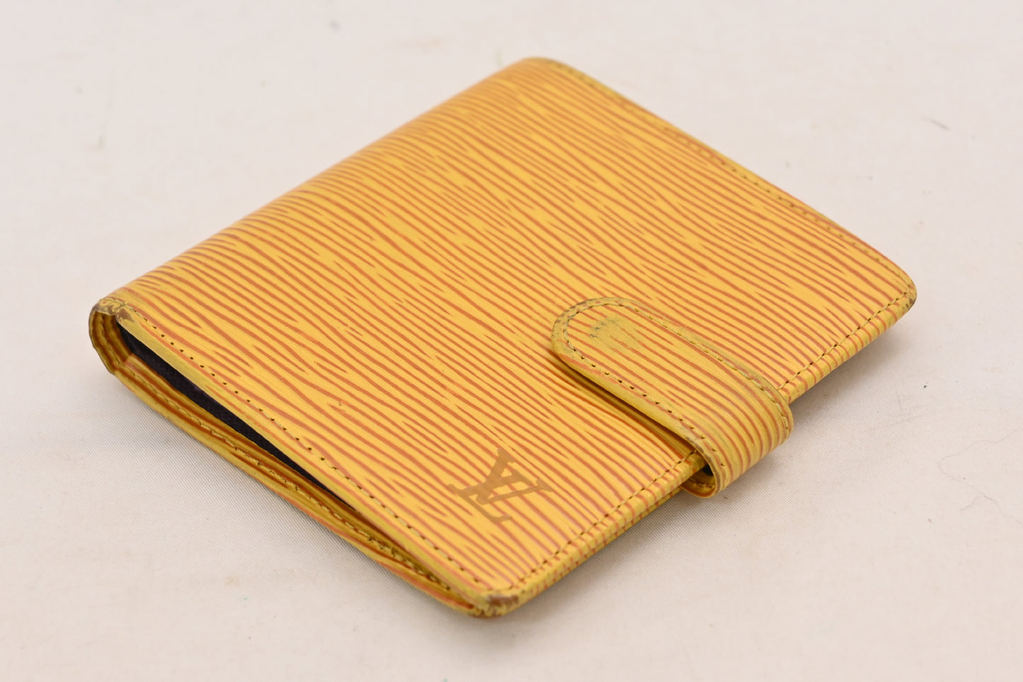 LOUIS VUITTON Epi Porte-Biere Compact Bi-fold Wallet Compact Wallet