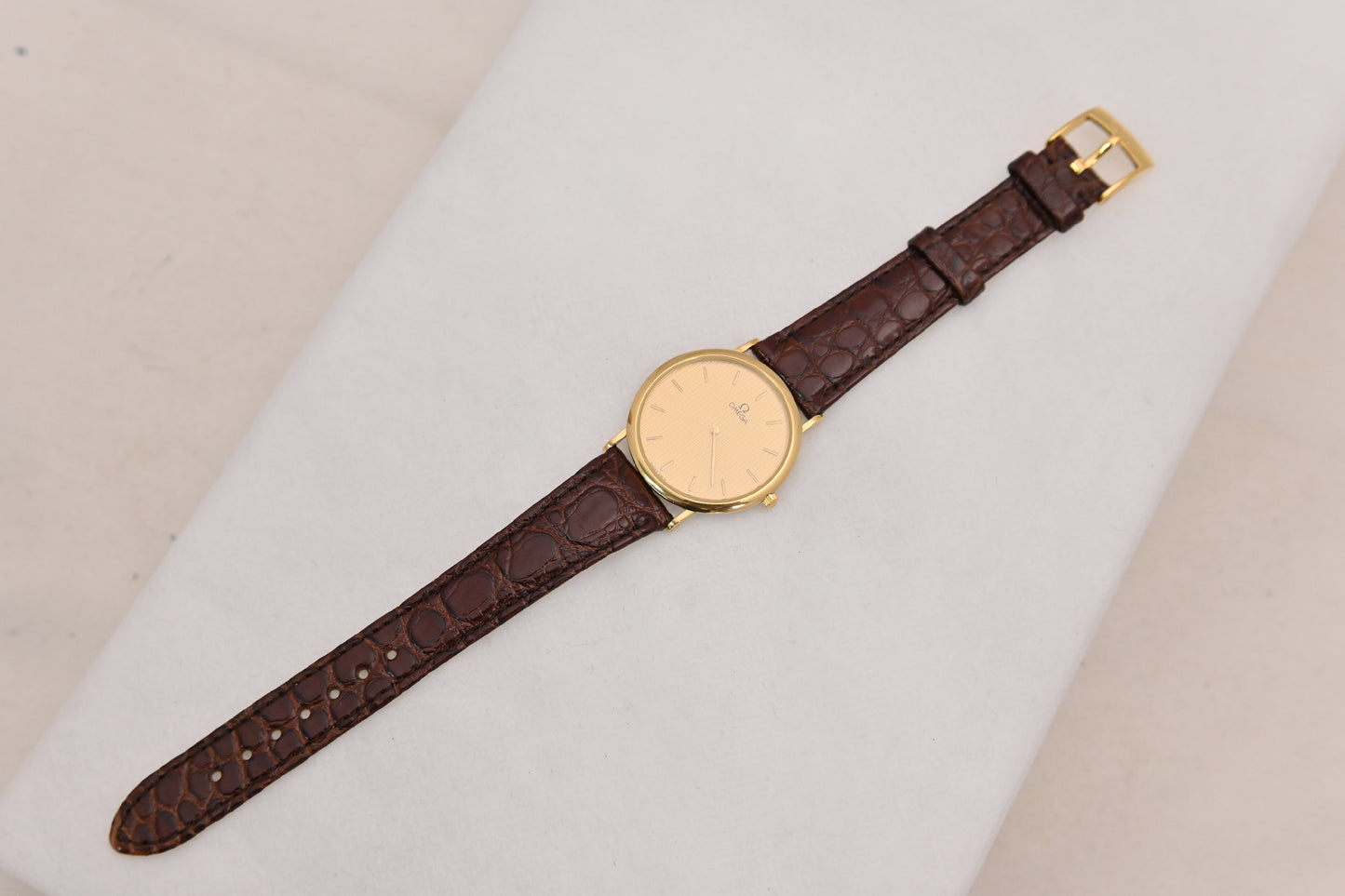 OMEGA DeVille Quartz Unmoving Boys' Watch