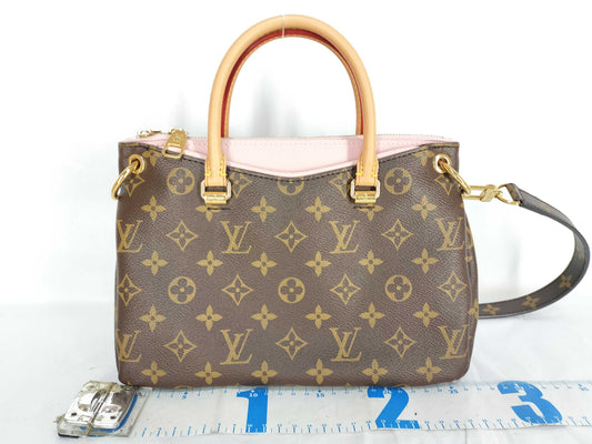 LOUIS VUITTON LOUIS VUITTON Monogram Pallas BB Handbag