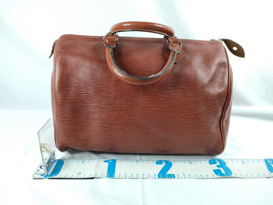 LOUIS VUITTON Epi LV Speedy Epi Handbag