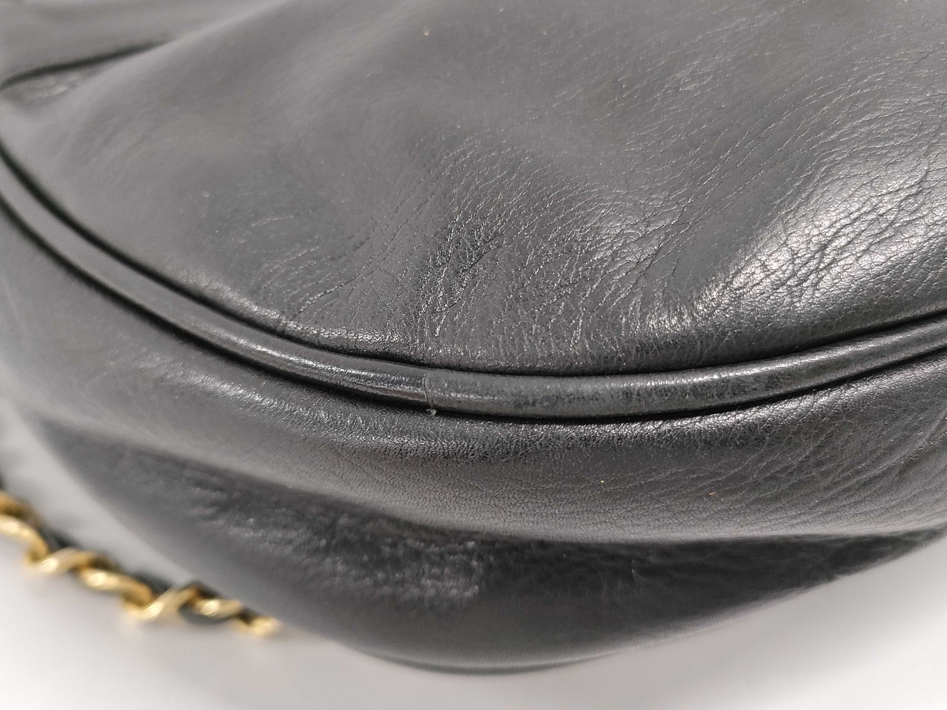 CHANEL Matelasse Chain Shoulder Bag