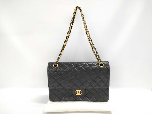 CHANEL Matelasse Chain Shoulder Bag