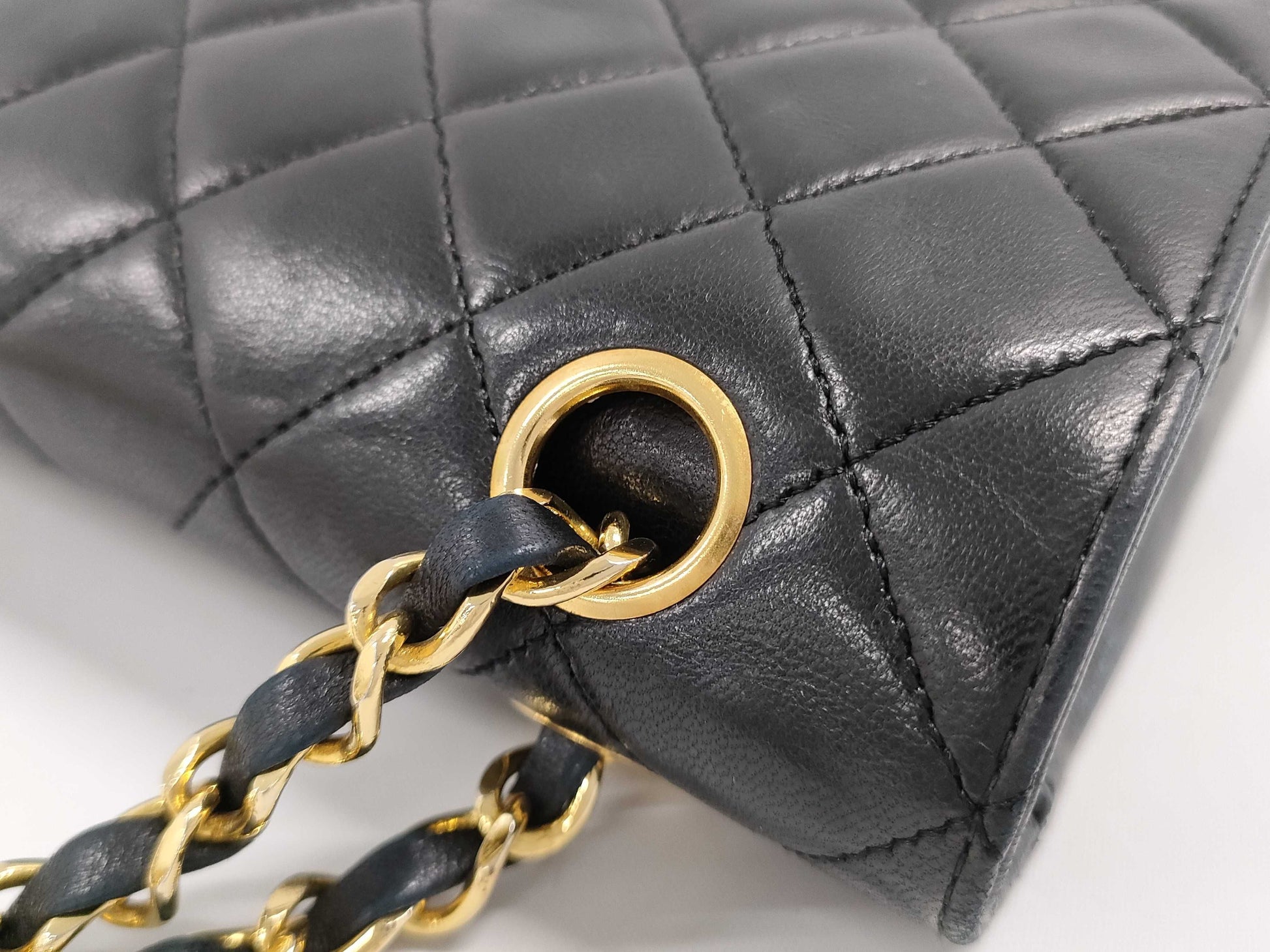 CHANEL Matelasse Chain Shoulder Bag