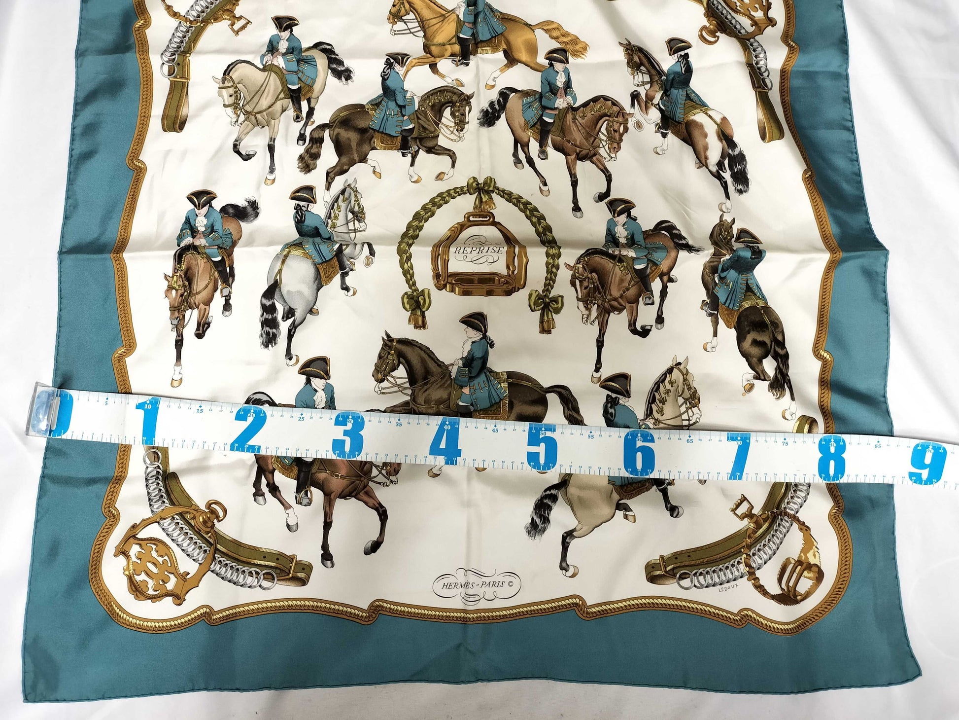 HERMES Carre Hermes Scarf Scarf
