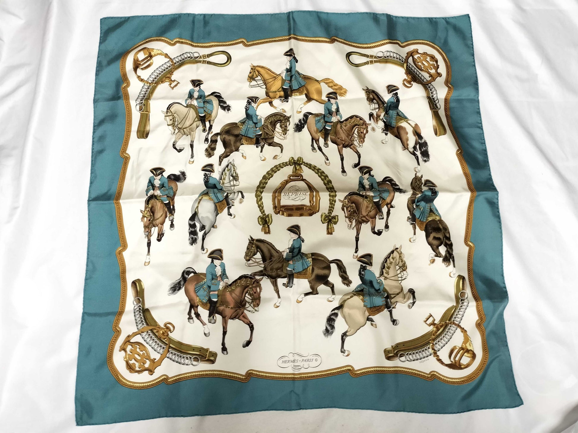 HERMES Carre Hermes Scarf Scarf