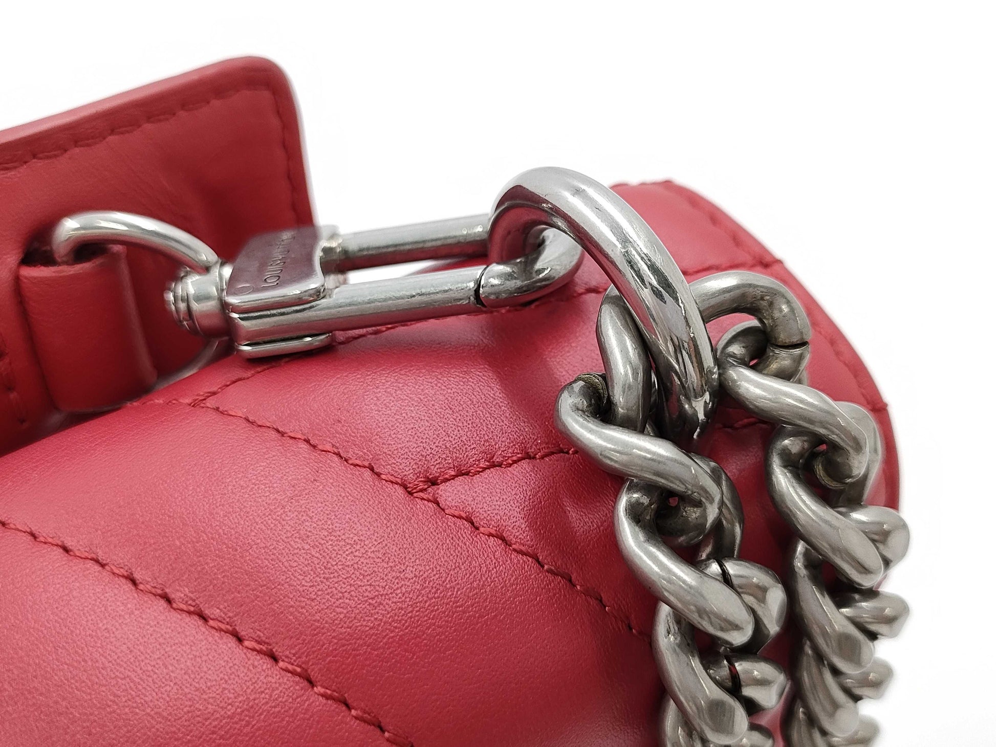 LOUIS VUITTON LV New Wave Chain Bag MM Red NZ2189 Shoulder Bag