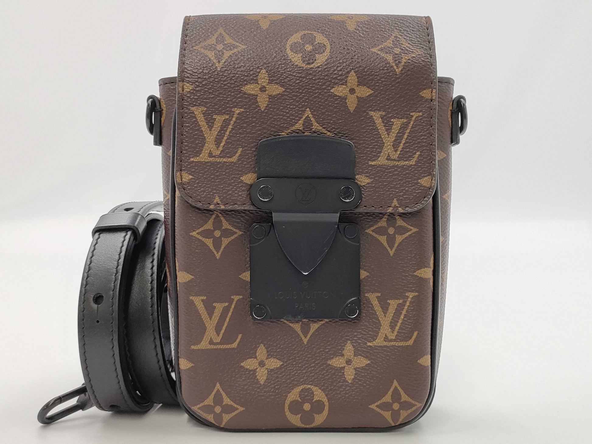 LOUIS VUITTON Monogram Macassar LV S-Rock Vertical Wearable Wallet RFID Monogram Macassar Shoulder Bag