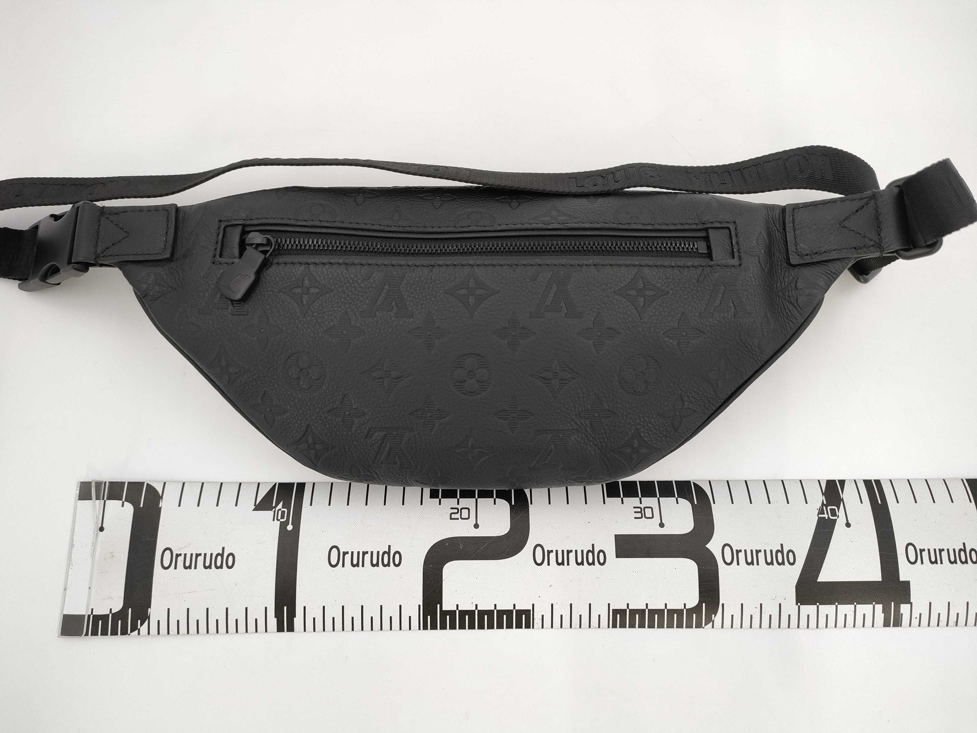 LOUIS VUITTON LV Discovery Bumbag Monogram Shadow Black RFID Waist Bag