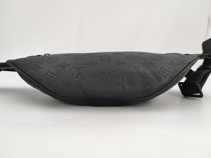 LOUIS VUITTON LV Discovery Bumbag Monogram Shadow Black RFID Waist Bag
