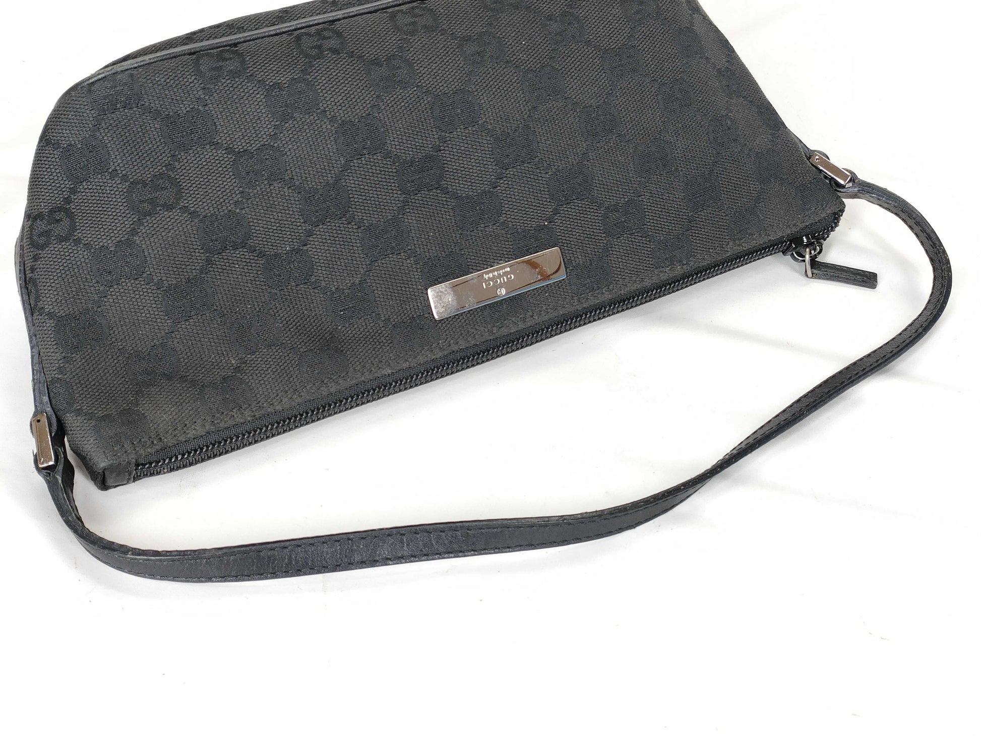 GUCCI GG Canvas Black 07198 Accessory Pouch