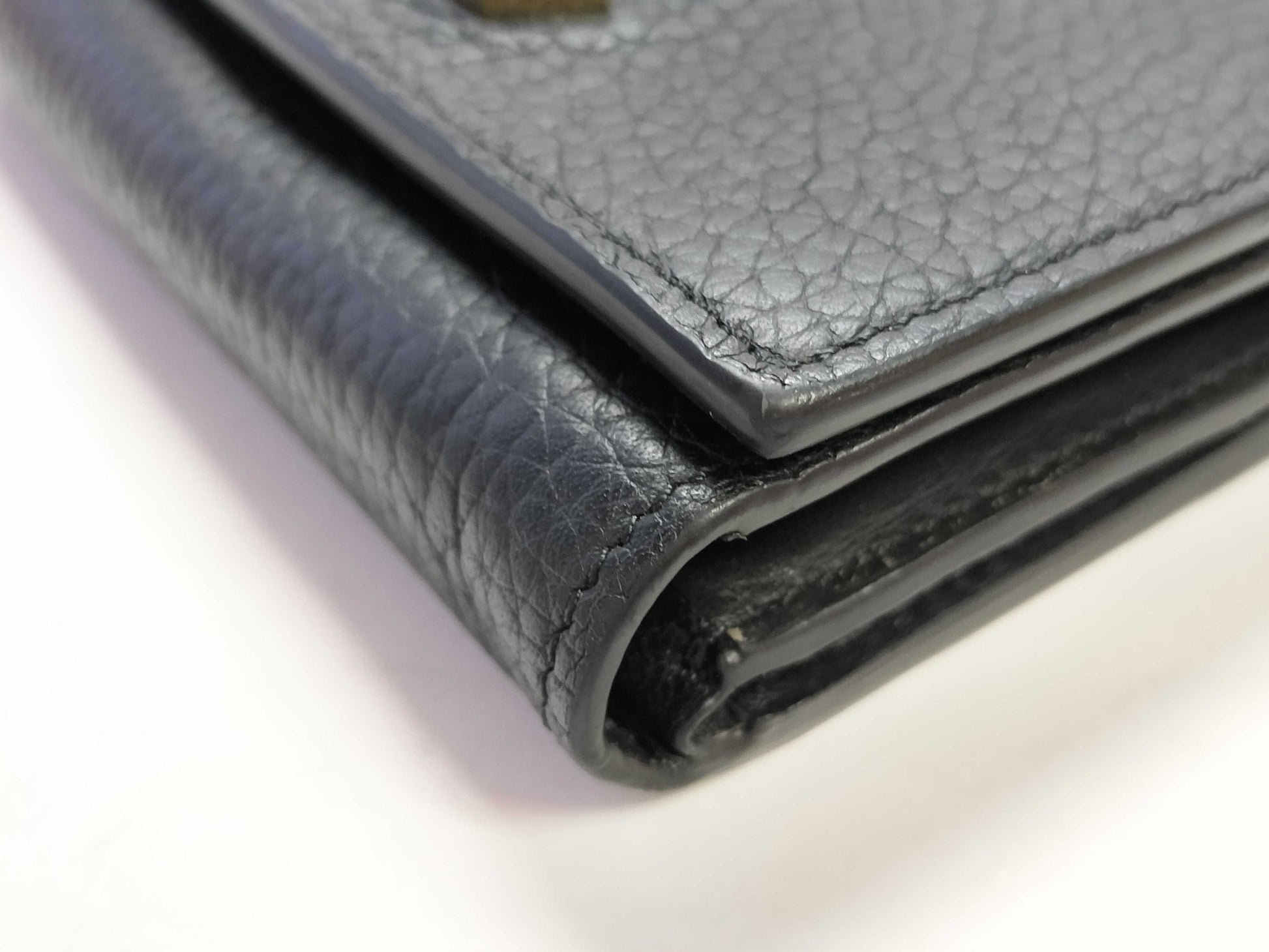 LOUIS VUITTON Capucines Tiny M12149 Wallet