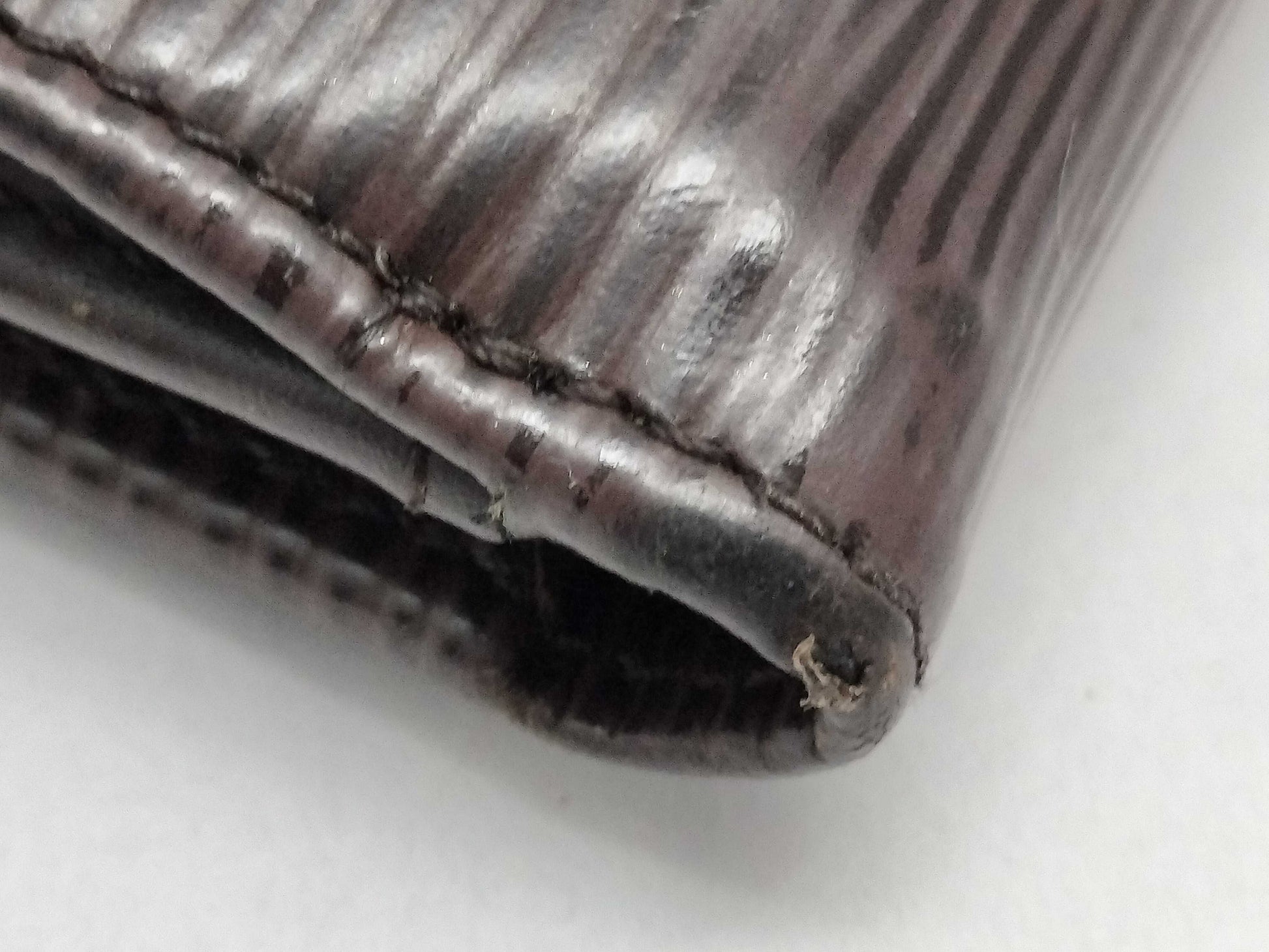 LOUIS VUITTON Epi Leather Tri-fold Wallet, Brown