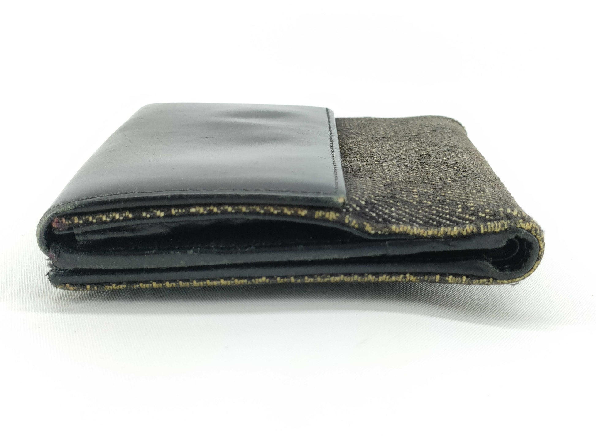 GUCCI GG Canvas Wallet Gucci Wallet