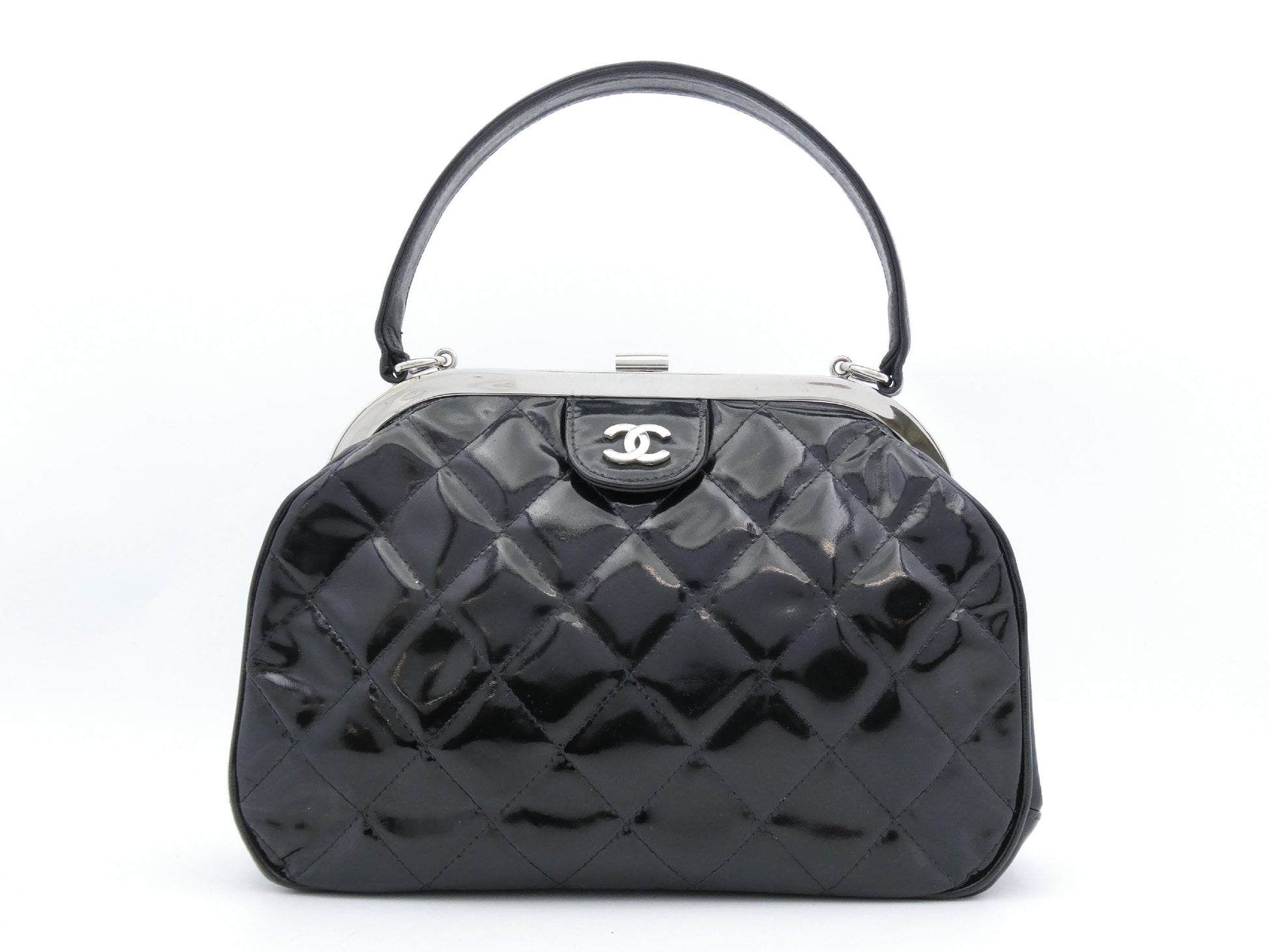 CHANEL Matelasse Coco Mark Enamel Clasp Handbag