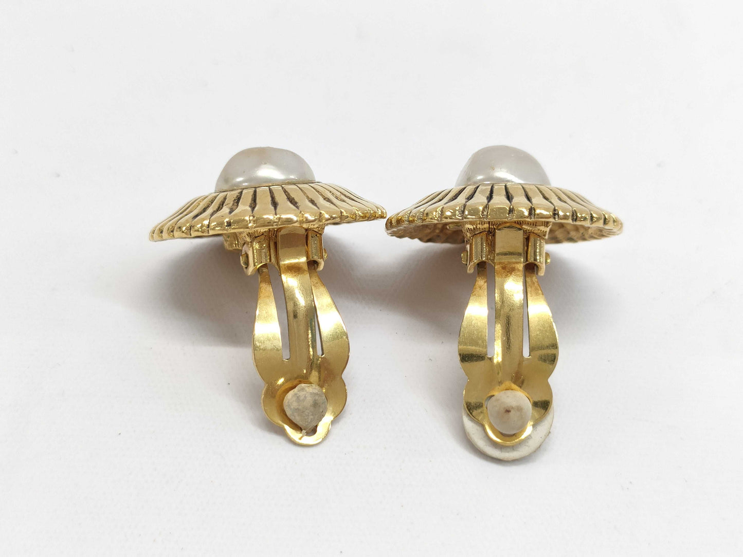 CHANEL CHANEL Pearl Earrings Earrings