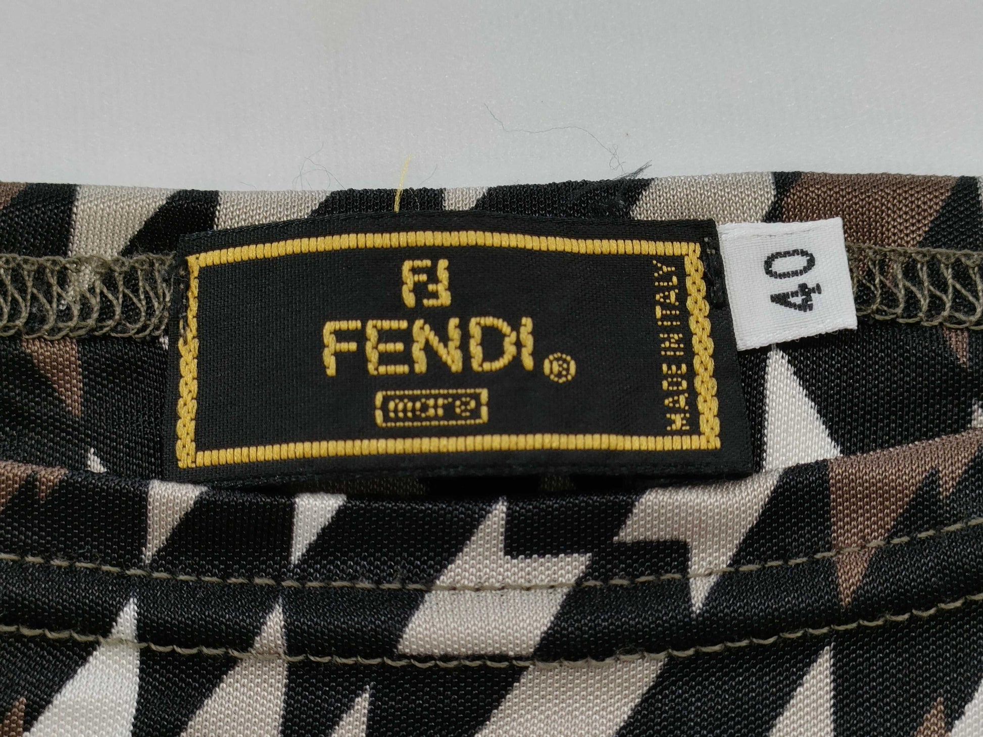 FENDI Apparel 40 T-shirt