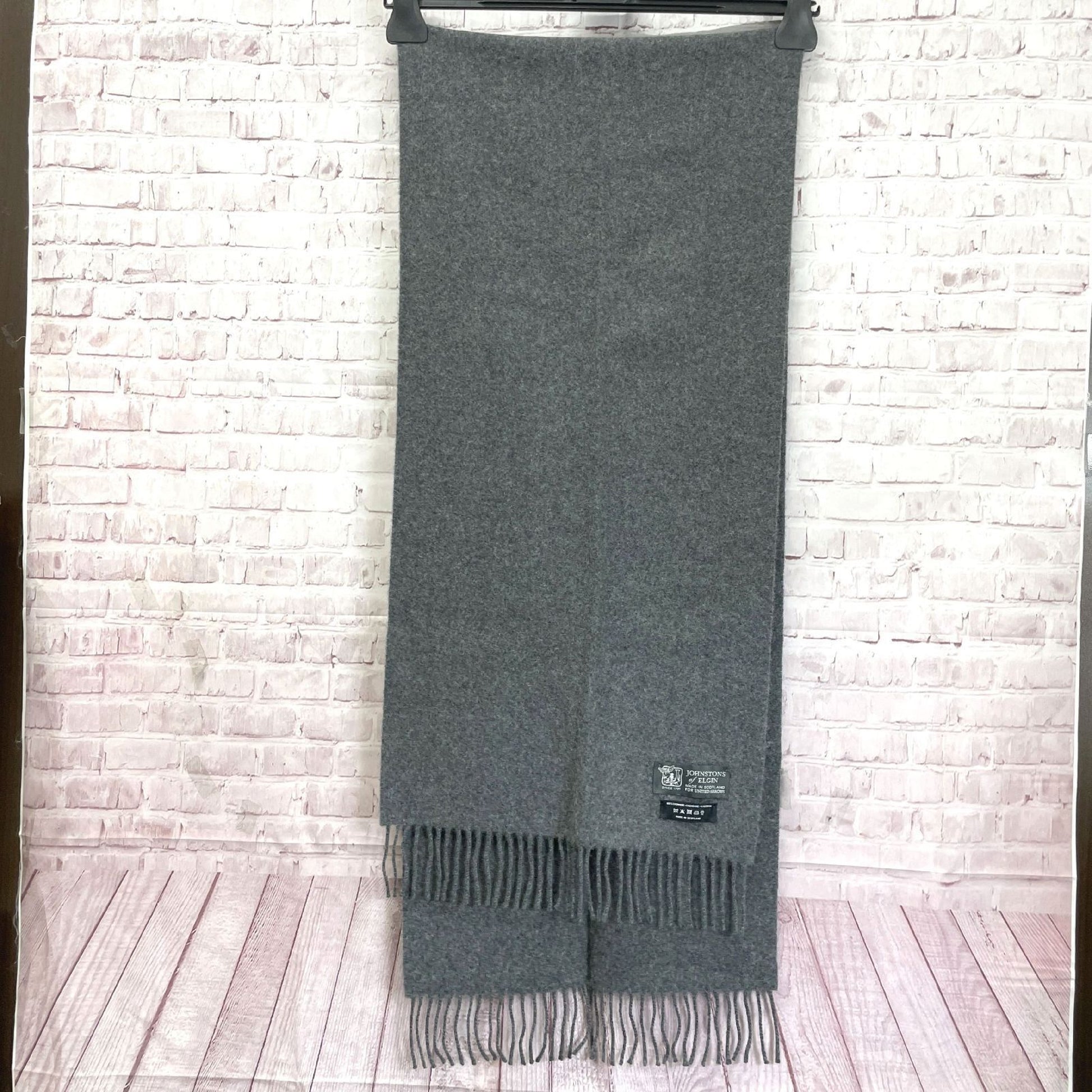 Johnstons of Elgin 100% Cashmere Scarf, Gray, Made in Scotland